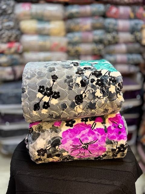 تصویر 1 از خرید پتو ایزابلا با بهترین قیمت ارسال سریع و تضمین کیفیت